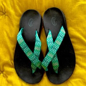 Chaco Sandals like new